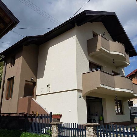 Visoko Homestay Exterior foto